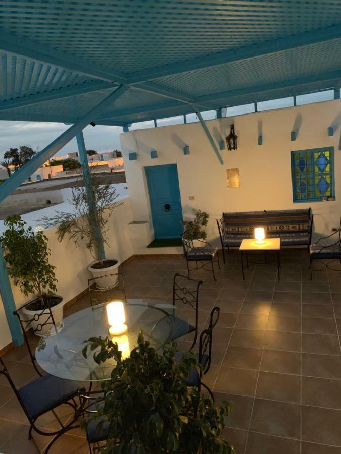 مبيت وإفطار حومة السوق Dar Lola Djerba المظهر الخارجي الصورة
