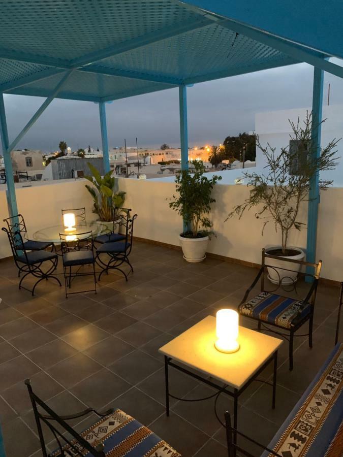 مبيت وإفطار حومة السوق Dar Lola Djerba المظهر الخارجي الصورة
